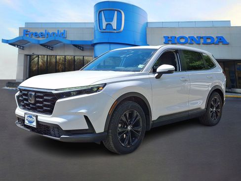 Used 2023 Honda CR-V EX-L image 3