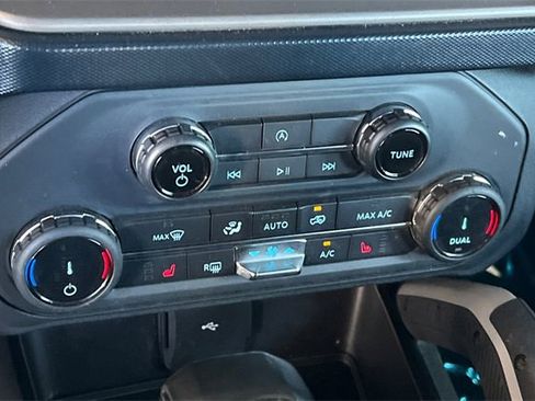 Used 2022 Ford Bronco Outer Banks image 23