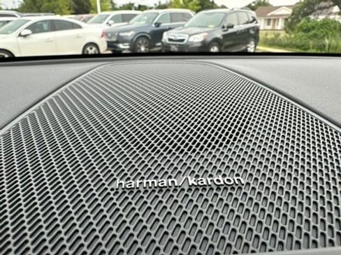 Certified 2024 Volvo XC60 T8 Plus w/ Protection Package Premier image 14