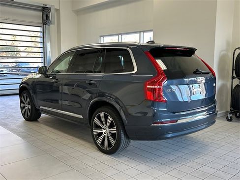 Certified 2024 Volvo XC90 T8 Ultimate w/ Protection Package image 4