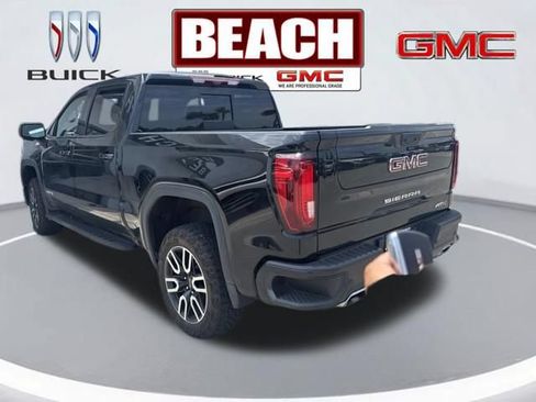 Used 2024 GMC Sierra 1500 AT4 w/ Technology Package AWD/4WD image 7