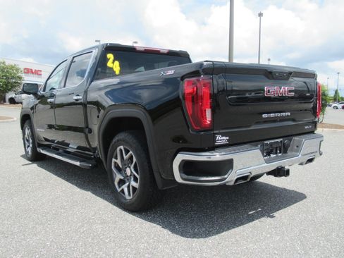 Used 2024 GMC Sierra 1500 SLT AWD/4WD image 5