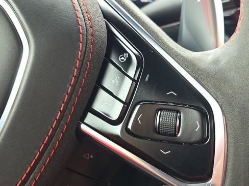 Used 2022 Chevrolet Corvette Stingray Premium Conv w/ Z51 Performance Package RWD image 23