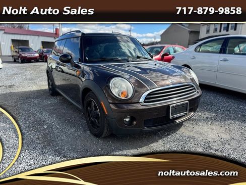 Used 2010 MINI Cooper Clubman Hardtop FWD image 1