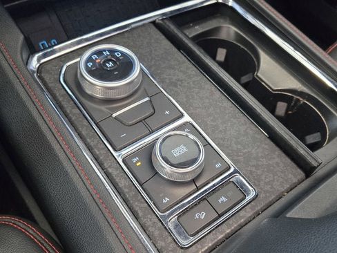 Used 2022 Ford Expedition Limited w/ Equipment Group 304A image 28