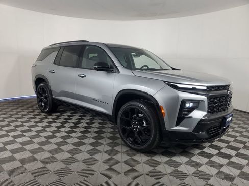 New 2026 Chevrolet Traverse RS image 2