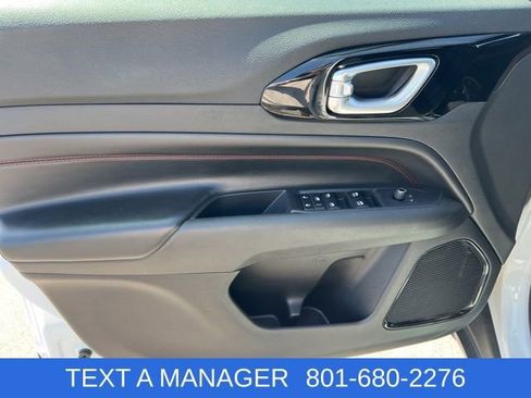 Used 2023 Jeep Compass Trailhawk AWD/4WD image 12