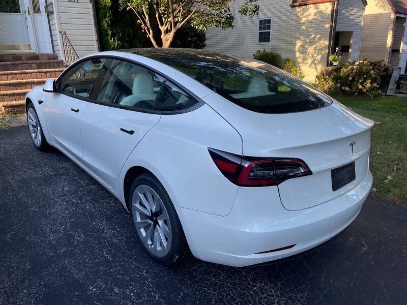 Used 2023 Tesla Model 3 Standard Range RWD image 8