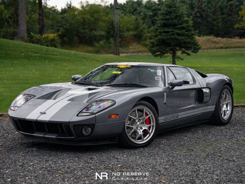 Used 2006 Ford GT image 6