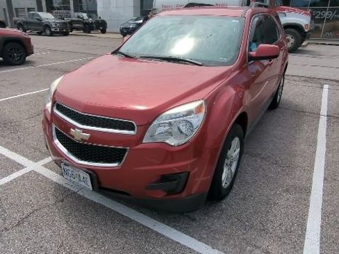 Used 2012 Chevrolet Equinox LT w/ Driver Convenience Package FWD image 2