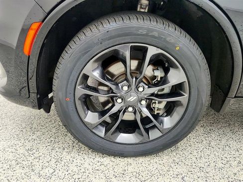 Used 2022 Dodge Durango GT w/ Blacktop Package AWD/4WD image 9