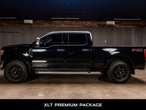 Used 2020 Ford F250 XLT w/ XLT Premium Package image 5