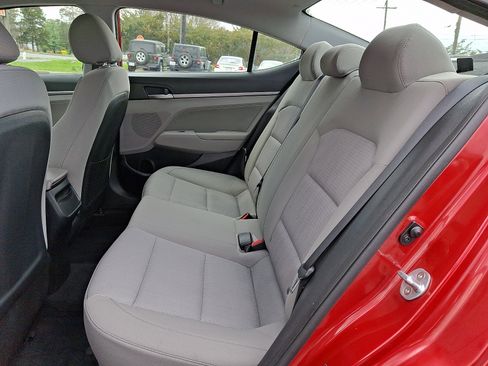 Used 2017 Hyundai Elantra SE w/ SE A/T Tech Package 03 image 10