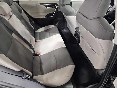 Used 2023 Toyota RAV4 XLE w/ Convenience Package image 21