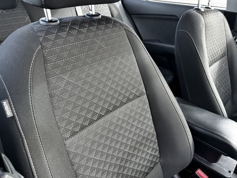 Used 2023 Kia Rio LX image 13