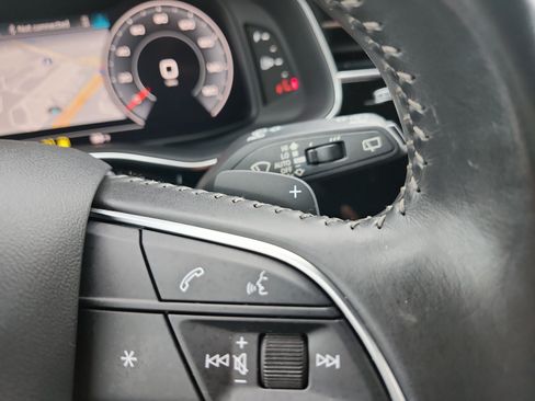 Used 2019 Audi Q8 Premium w/ Convenience Package AWD/4WD image 23