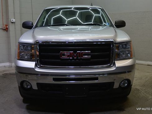 Used 2010 GMC Sierra 1500 SLE w/ SLE Preferred Package AWD/4WD image 3