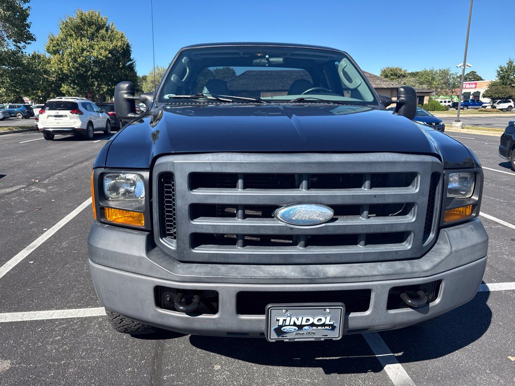 Used 2006 Ford F250 XL AWD/4WD image 3