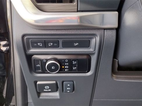 Used 2024 Ford F150 Lariat w/ Equipment Group 502A High image 21