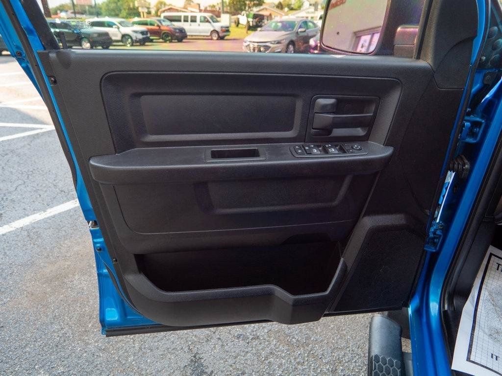 Used 2019 RAM 1500 Express w/ Hydro Blue Sport Package AWD/4WD image 15