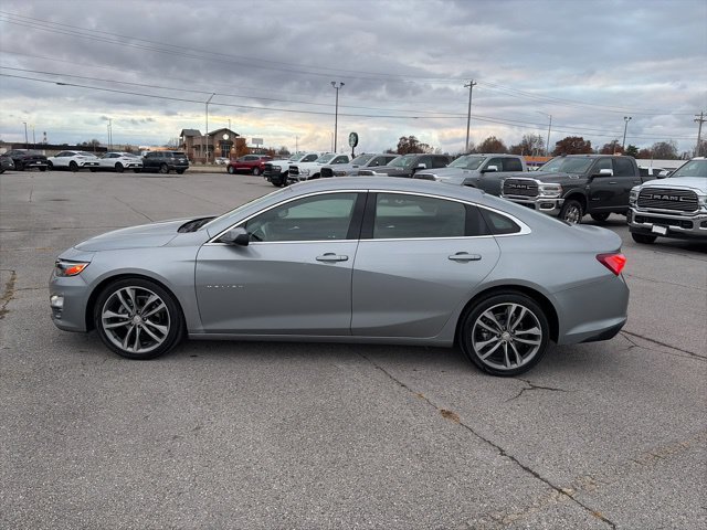 Used 2024 Chevrolet Malibu LT FWD image 3