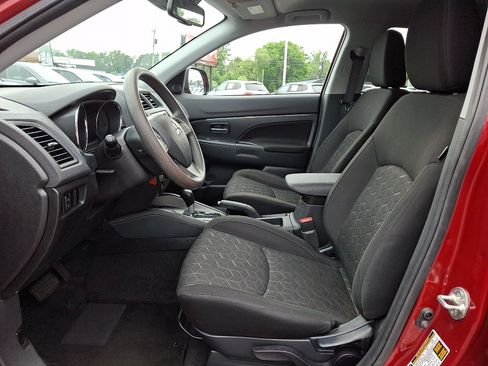 Used 2022 Mitsubishi Outlander Sport ES FWD image 13