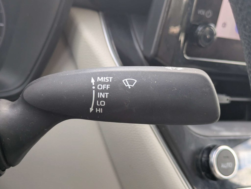 Used 2023 Toyota Corolla LE FWD image 28