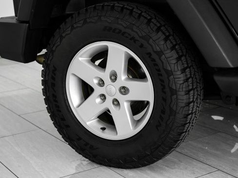 Used 2017 Jeep Wrangler Unlimited Sport w/ Quick Order Package 24S image 45