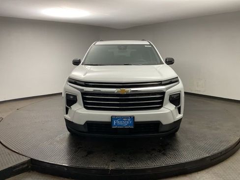 New 2026 Chevrolet Traverse LT AWD/4WD image 2