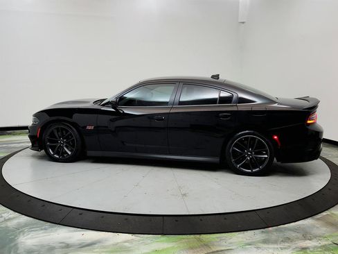 Used 2019 Dodge Charger Scat Pack image 8
