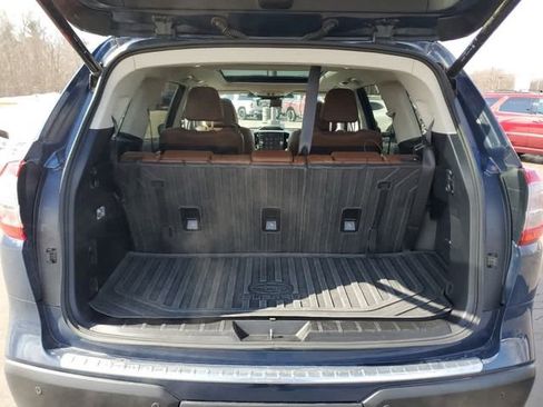 Used 2023 Subaru Ascent Touring AWD/4WD image 10