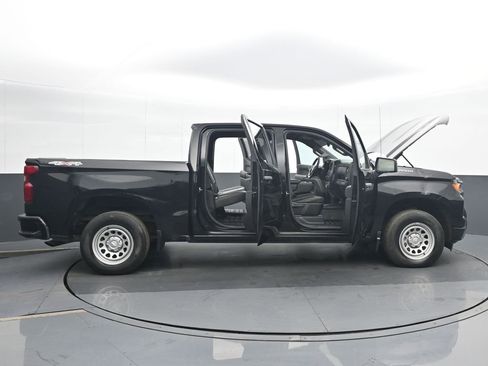Used 2022 Chevrolet Silverado 1500 W/T w/ WT Convenience Package AWD/4WD image 25