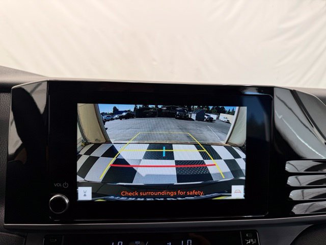 Used 2025 Toyota Camry LE FWD image 32