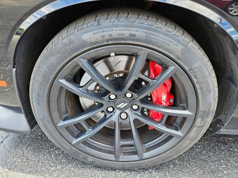 Used 2021 Dodge Challenger R/T Scat Pack w/ Dynamics Package RWD image 14