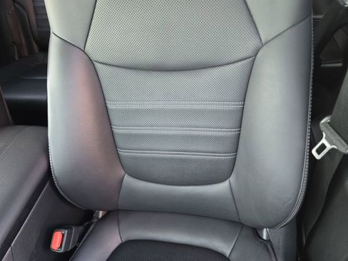 Used 2023 Toyota RAV4 Limited image 21