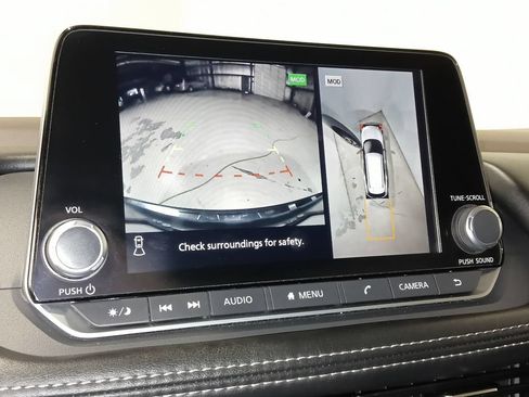 Used 2023 Nissan Rogue SL AWD/4WD image 27