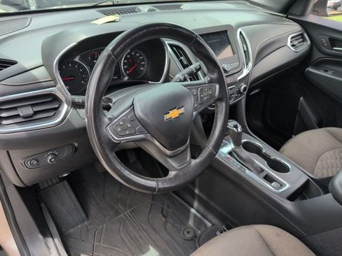 Used 2019 Chevrolet Equinox LT AWD/4WD image 10