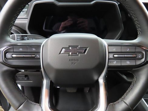 Used 2025 Chevrolet Colorado Trail Boss image 47