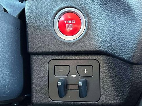 Used 2022 Toyota Tundra SR5 image 32