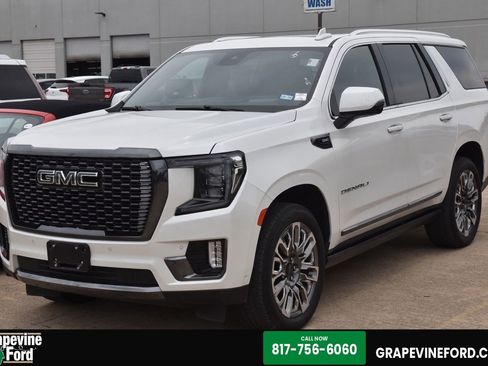 Used 2023 GMC Yukon Denali Ultimate w/ LPO, Floor Liner Package AWD/4WD image 1