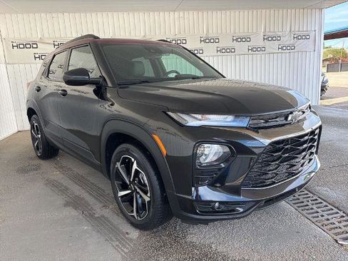 Used 2022 Chevrolet TrailBlazer RS FWD image 1