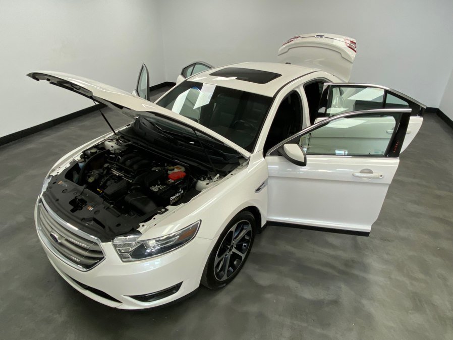 Used 2015 Ford Taurus SEL w/ Equipment Group 201A FWD image 48