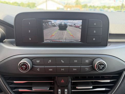 Used 2020 Ford Escape S FWD image 31