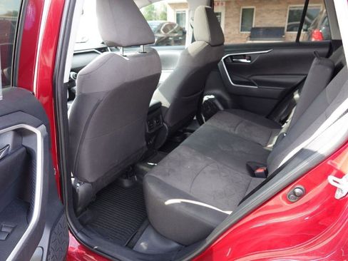 Used 2019 Toyota RAV4 XLE w/ Convenience Package image 33