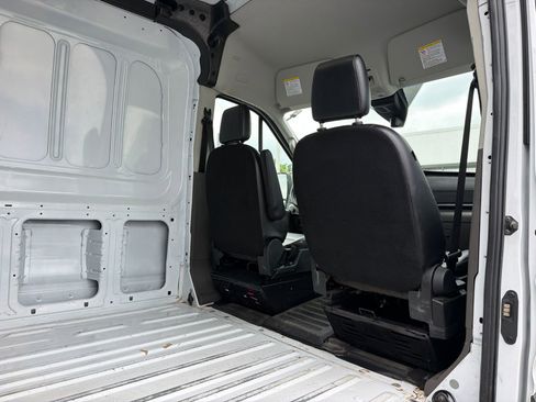 Used 2024 Ford Transit 250 148 Medium Roof RWD image 11