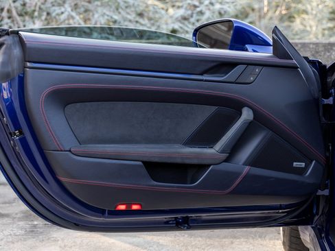 Used 2022 Porsche 911 GT3 image 23