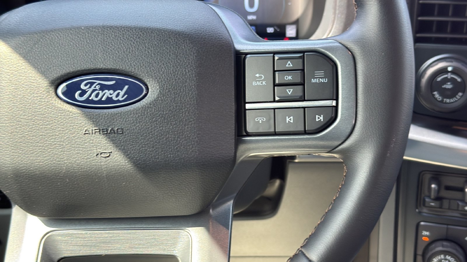 Certified 2025 Ford F150 Lariat w/ Equipment Group 502A High AWD/4WD image 15