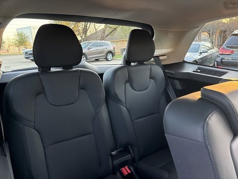 Used 2024 Volvo XC90 B6 Plus w/ Protection Package Premier image 11
