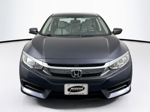 Used 2017 Honda Civic EX image 4