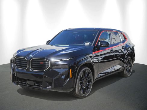 New 2026 BMW XM Label Red image 3